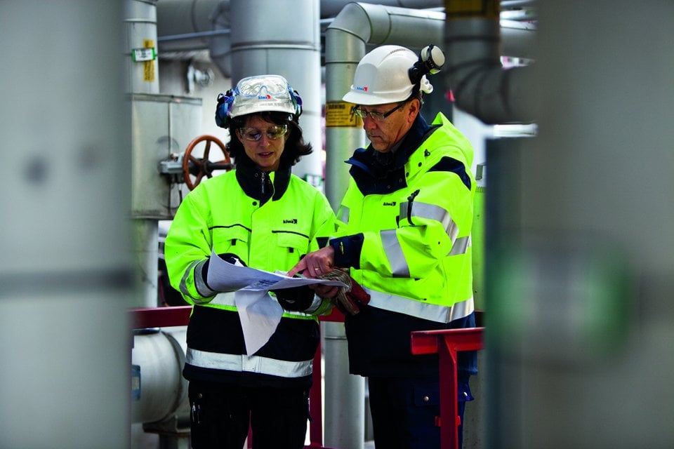 Pressure equipment control