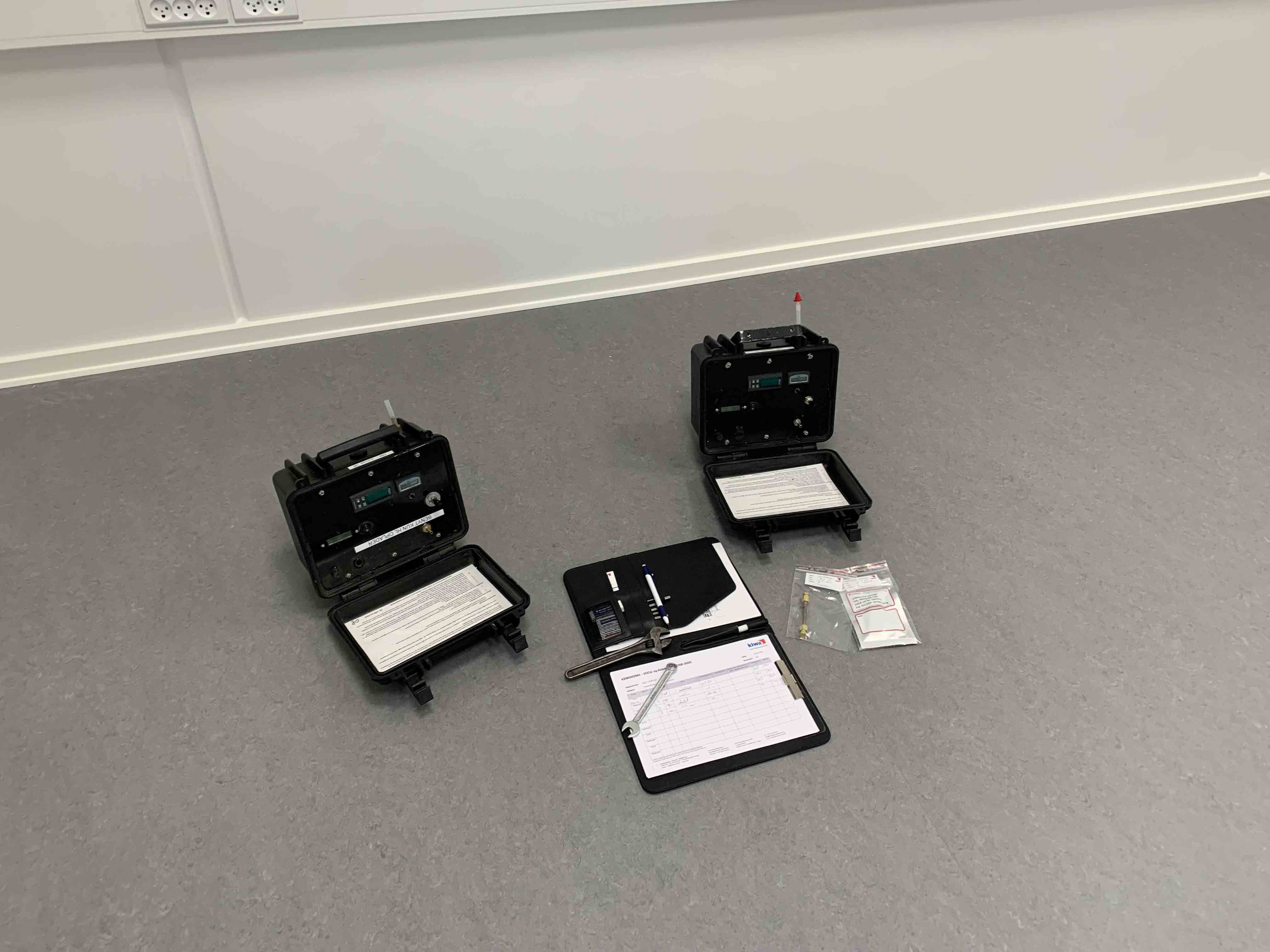 M&aring;leinstrumenter til bestemmelse af luftkvalitet - Kiwa Bygningsanalyse