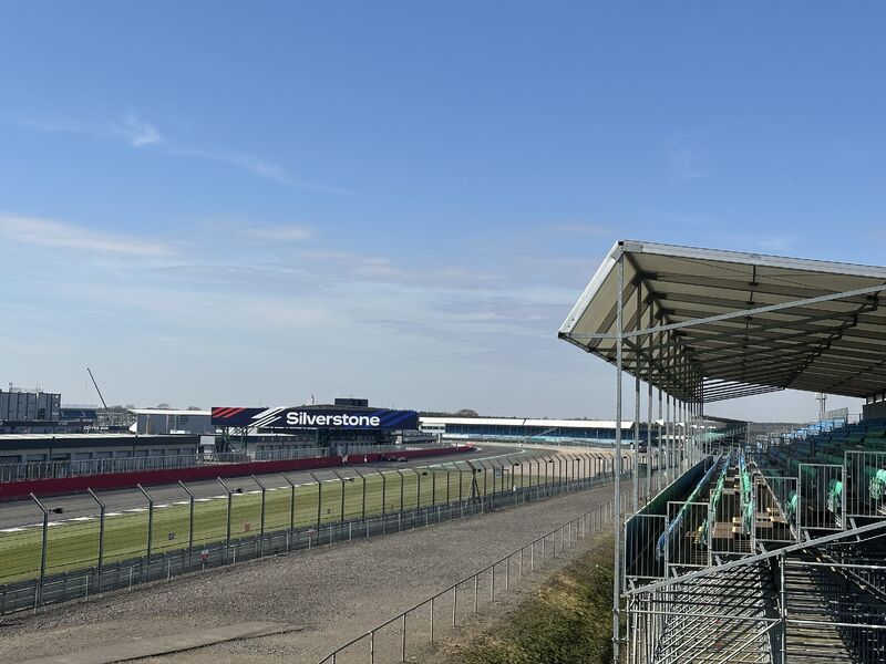 image of silverstone racetrack